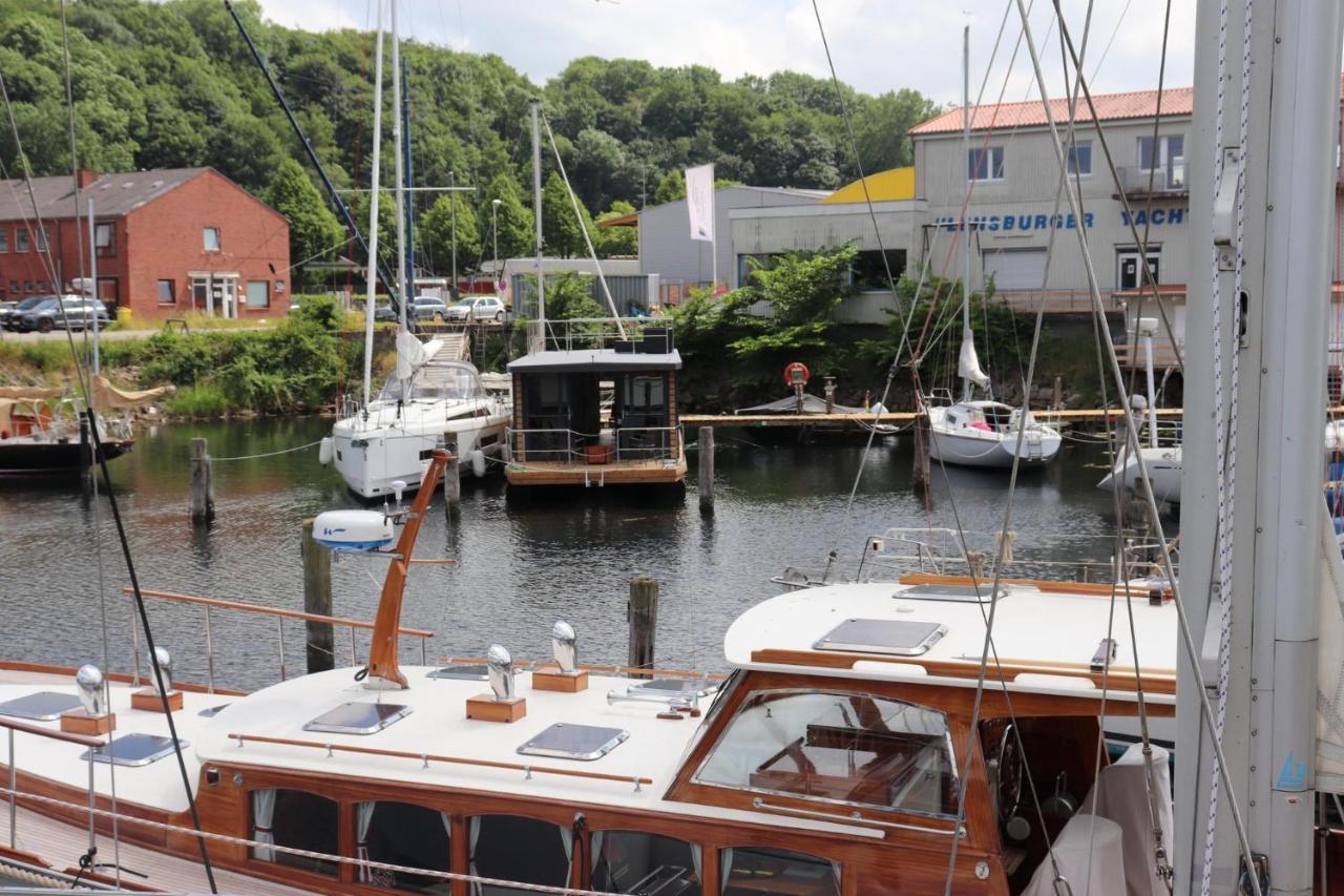 Hausboot Lina In Flensburg Hotel Bagian luar foto