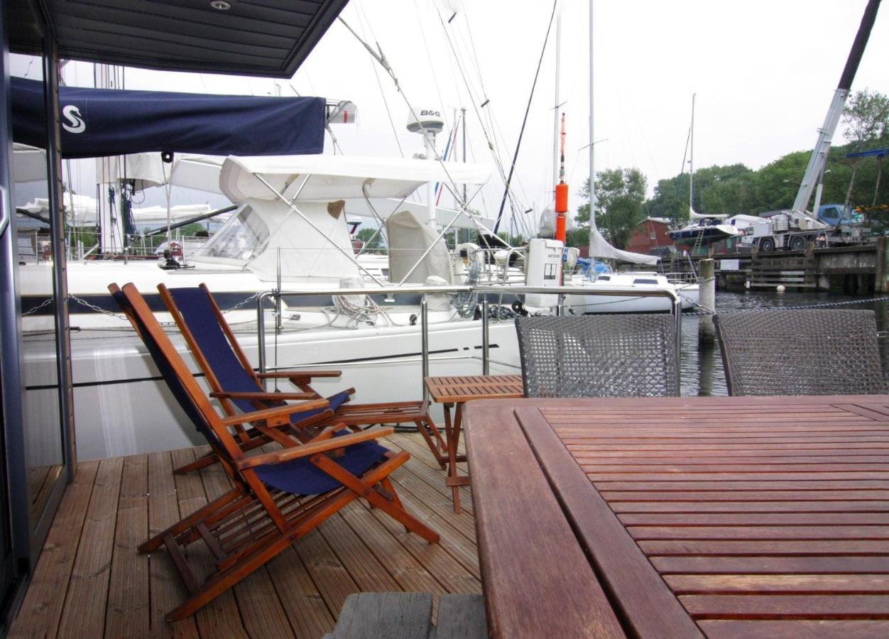 Hausboot Lina In Flensburg Hotel Bagian luar foto